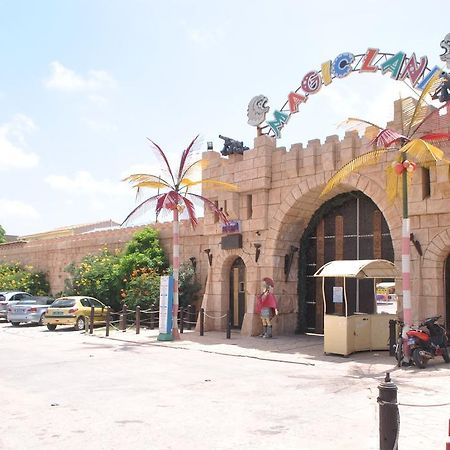 דקר Hotel Magic Land מראה חיצוני תמונה